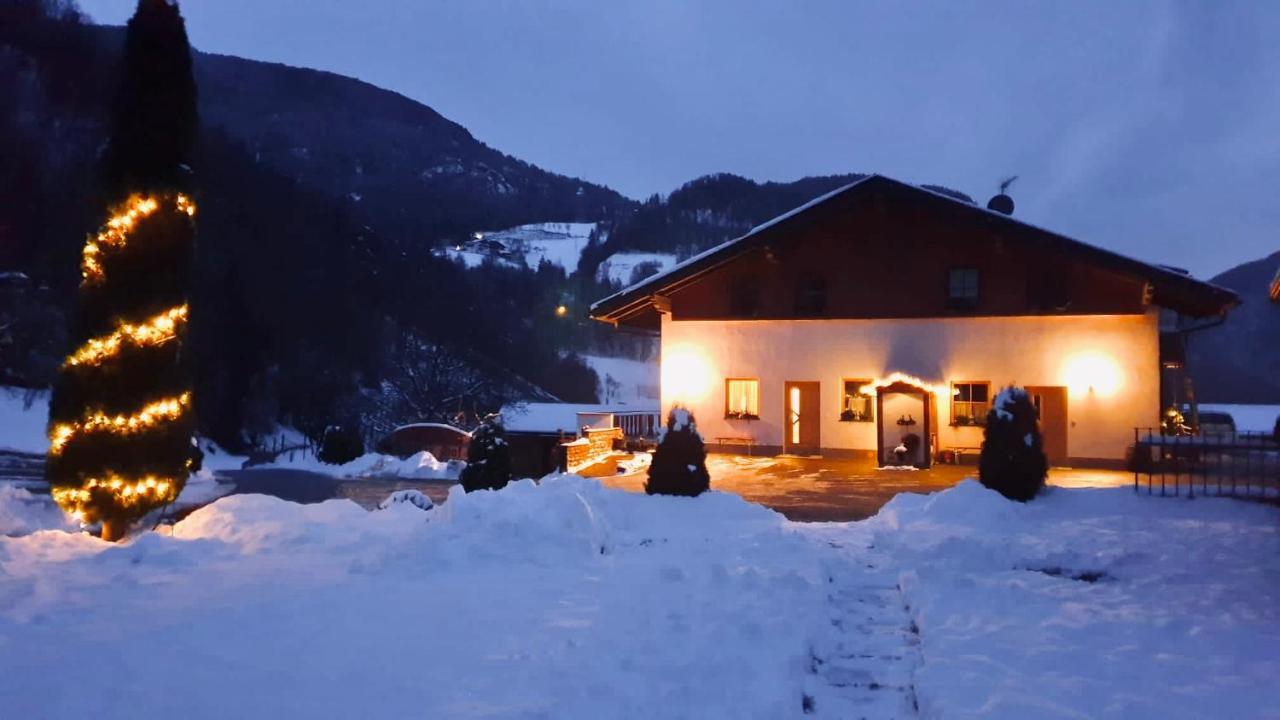 Ferienwohnungen Koflerhof カステルロット エクステリア 写真