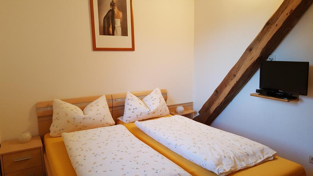 Ferienwohnungen Koflerhof カステルロット エクステリア 写真